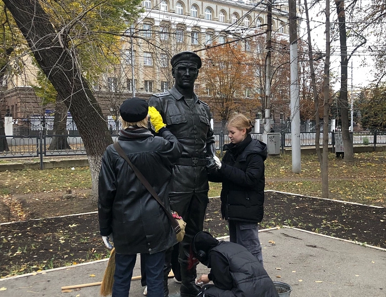 Памятник Генералу Анатолию Романову