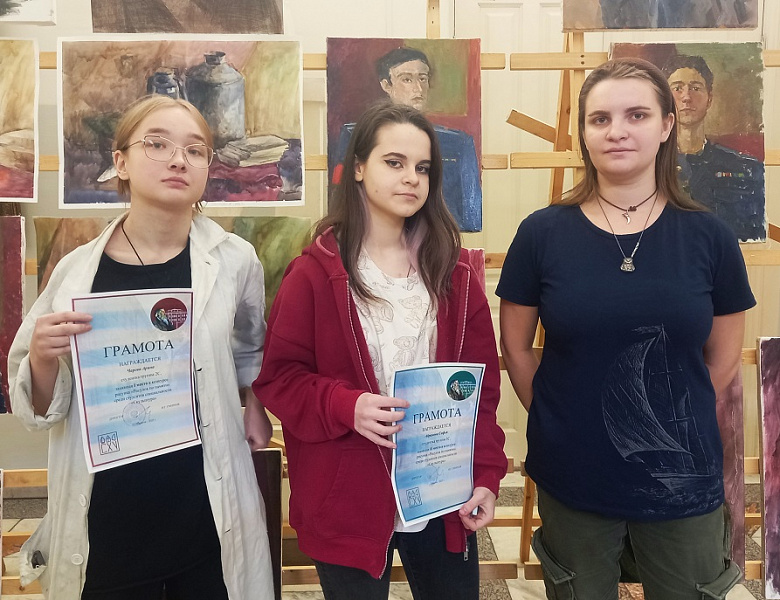 Выставка по итогам конкурса «Рисунок по памяти» 