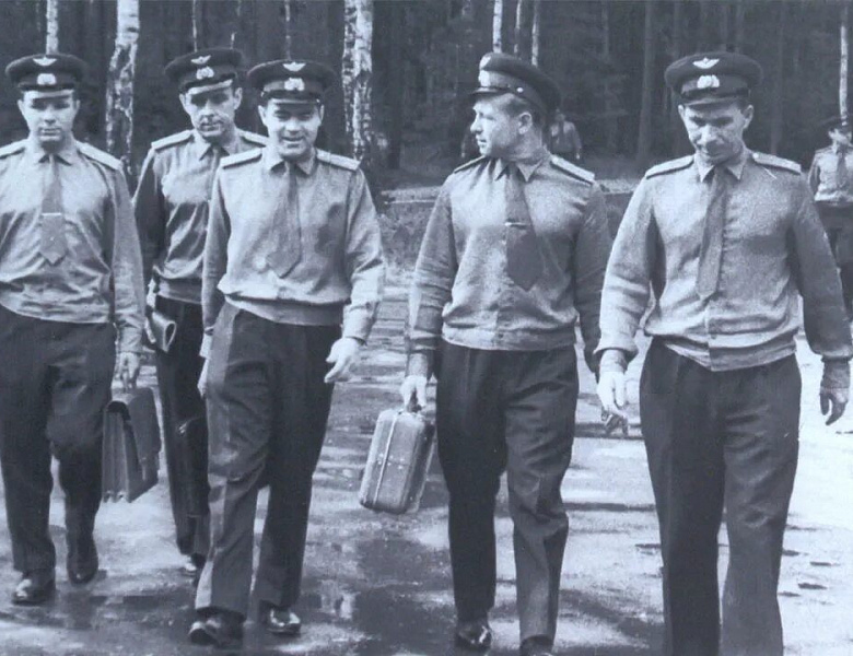 Архивная фотовыставка «Дорога в космос»