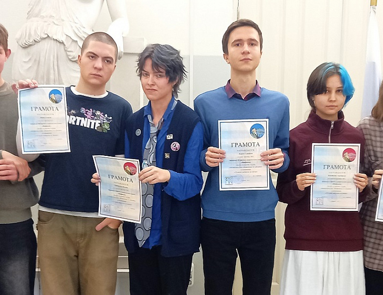 Выставка по итогам конкурса «Графический сеанс «Набросок»