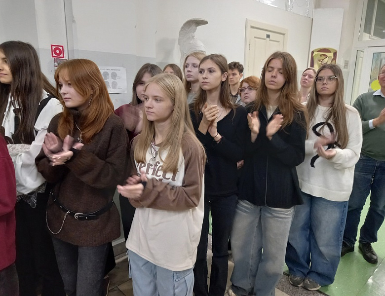 Ахмат вдохновляет. Студенты запечатлели красоту села в красках