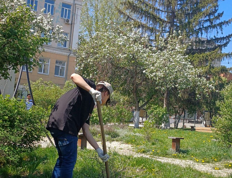 Культурный субботник на площадке Музея-усадьбы Николая Гавриловича Чернышевского 