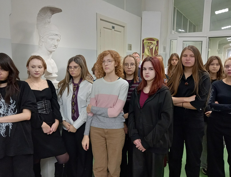 Графический сеанс «Набросок», посвященный 200 - летию со дня рождения А.П. Боголюбова   