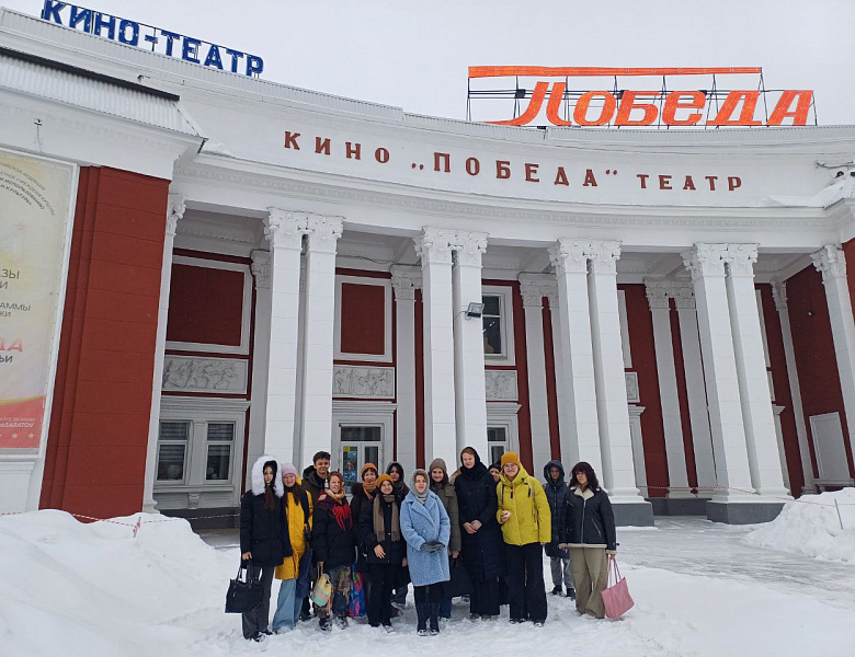 Студенты Боголюбовки на открытом просмотре фильма «Настоящая»