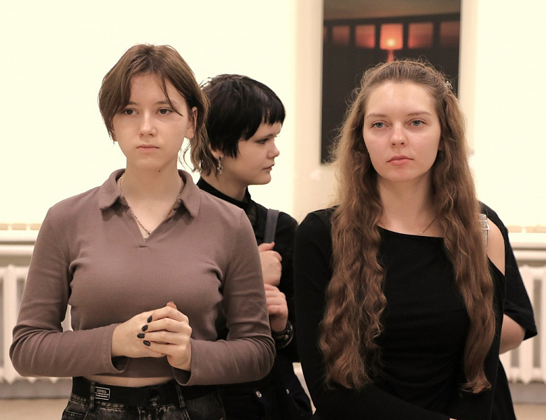Выставка из цикла «России неповторимые мечты». Всероссийская научно-просветительская экспедиция «Флотилия плавучих университетов»