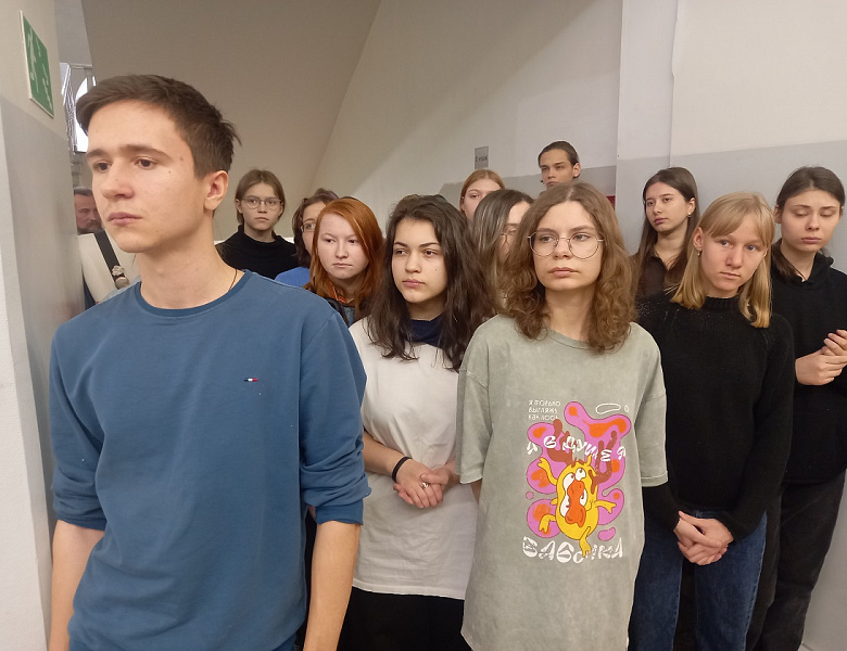 Выставка по итогам конкурса «Самостоятельные и домашние работы» среди студентов 1-4 курсов, посвященная Дню российского студенченства