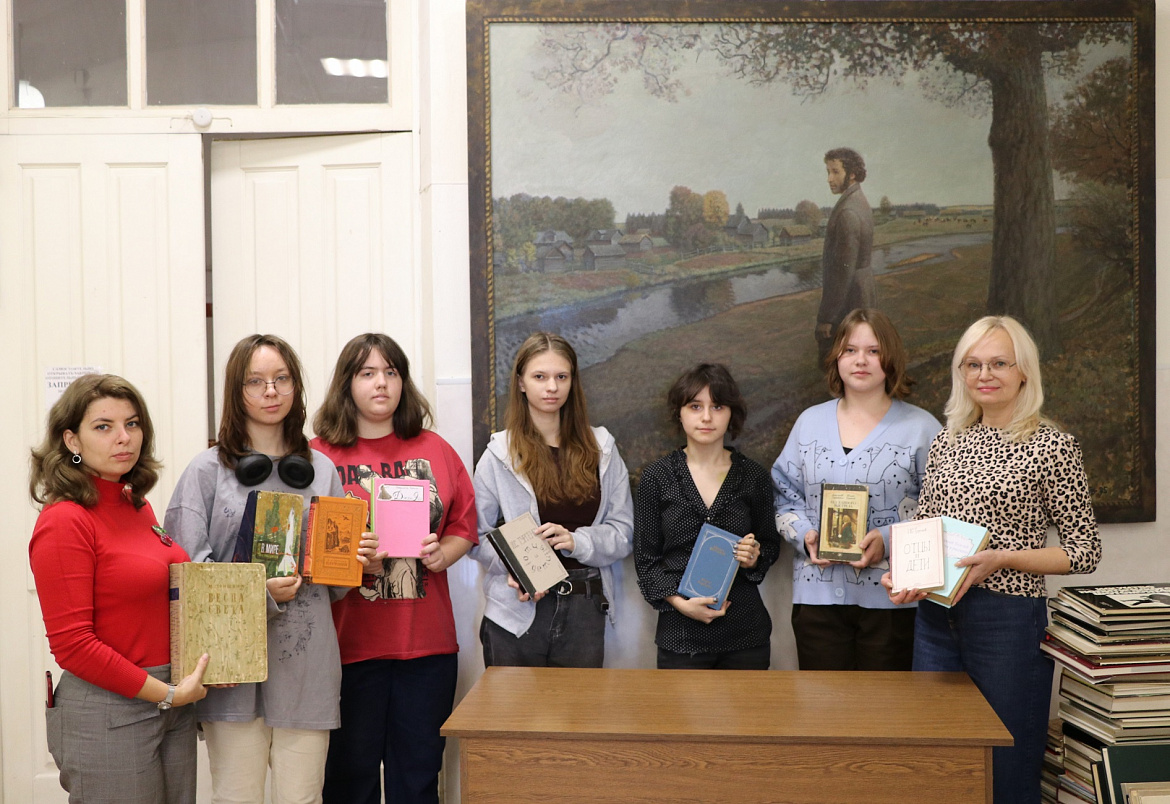 Творческая мастерская «Спаси жизнь книге» в рамках Всероссийской акции «Открывая страницы»