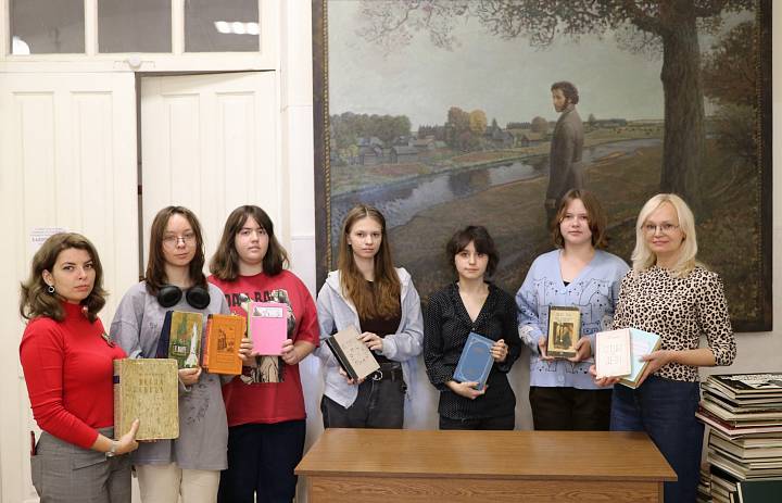 Творческая мастерская «Спаси жизнь книге» в рамках Всероссийской акции «Открывая страницы»