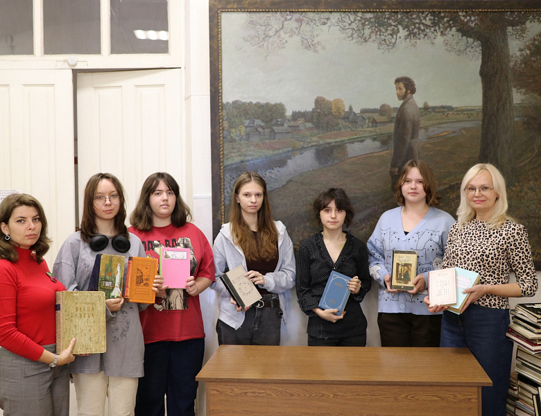 Творческая мастерская «Спаси жизнь книге» в рамках Всероссийской акции «Открывая страницы»