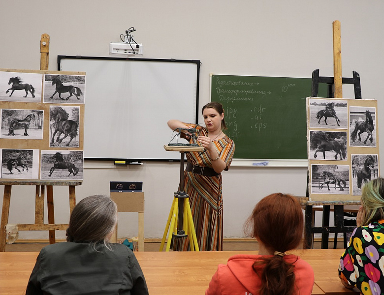 Пластика и ритмы в анималистке на примере этюда лошади в движении