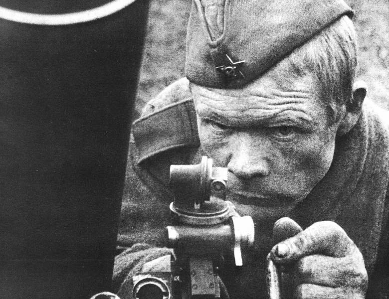Выставка фотохроники «Военные годы» к 80-летию Победы в Великой Отечественной войне 1941-1945 гг. и Году Защитника Отечества 